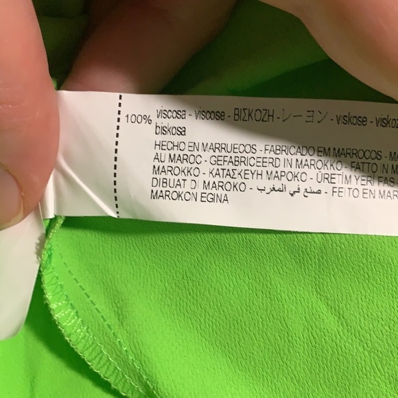 🌹NWT. Zara Neon Green Collared Mini Dress with Surplice V-neckline. Size M - Picture 11 of 12